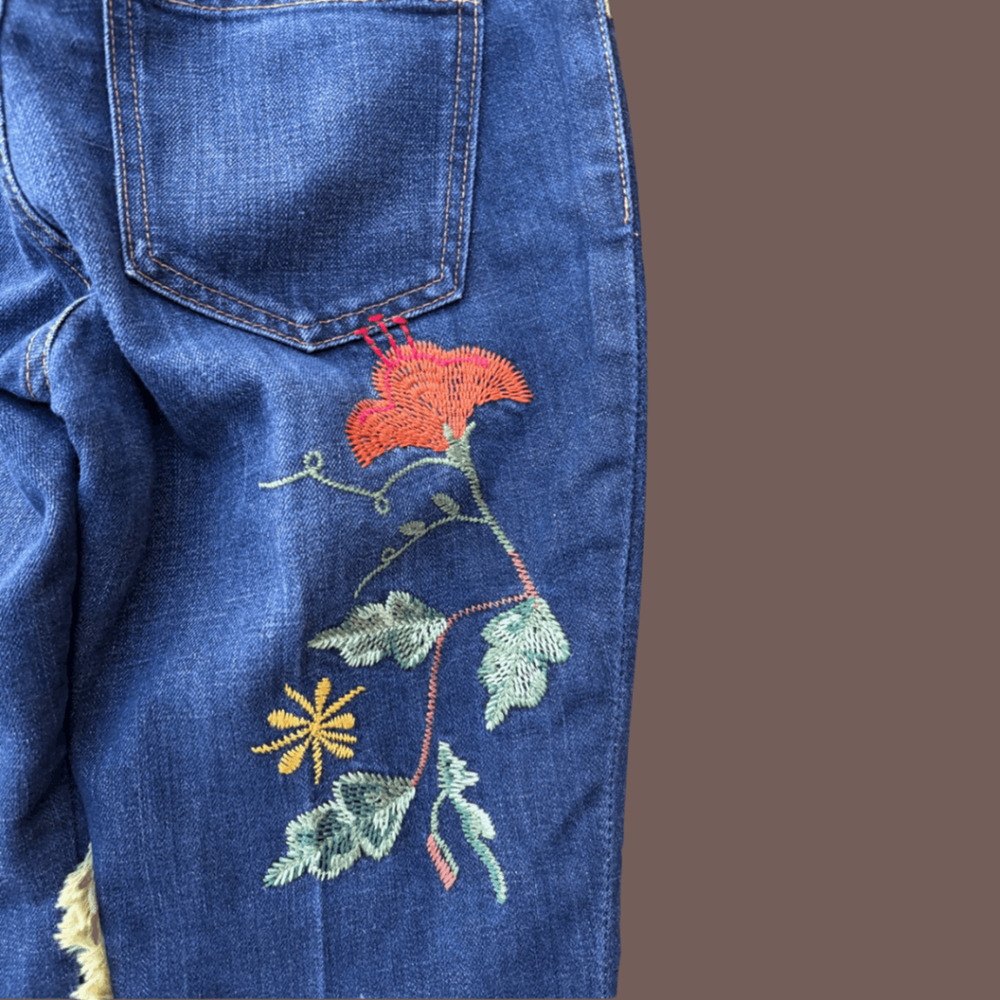 GAP Floral Embroidered Flare Jeans | Size 6 | Y2K Vintage - Picture 8 of 8